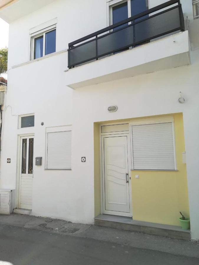 Happy Days Home Apartment Und Studio/Penthouse Ialysos  Exterior photo